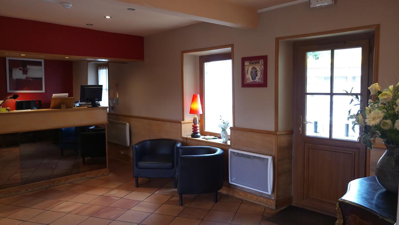 Hotel Restaurant - La Ferme De Vaux Creil Exterior photo